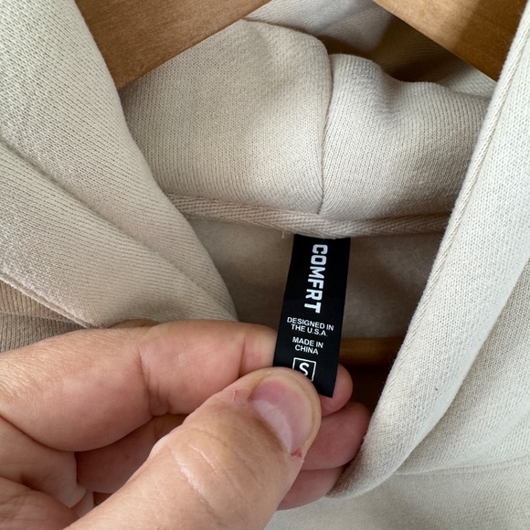 Comfrt Signature Hoodie Bone - Picture 3 of 6